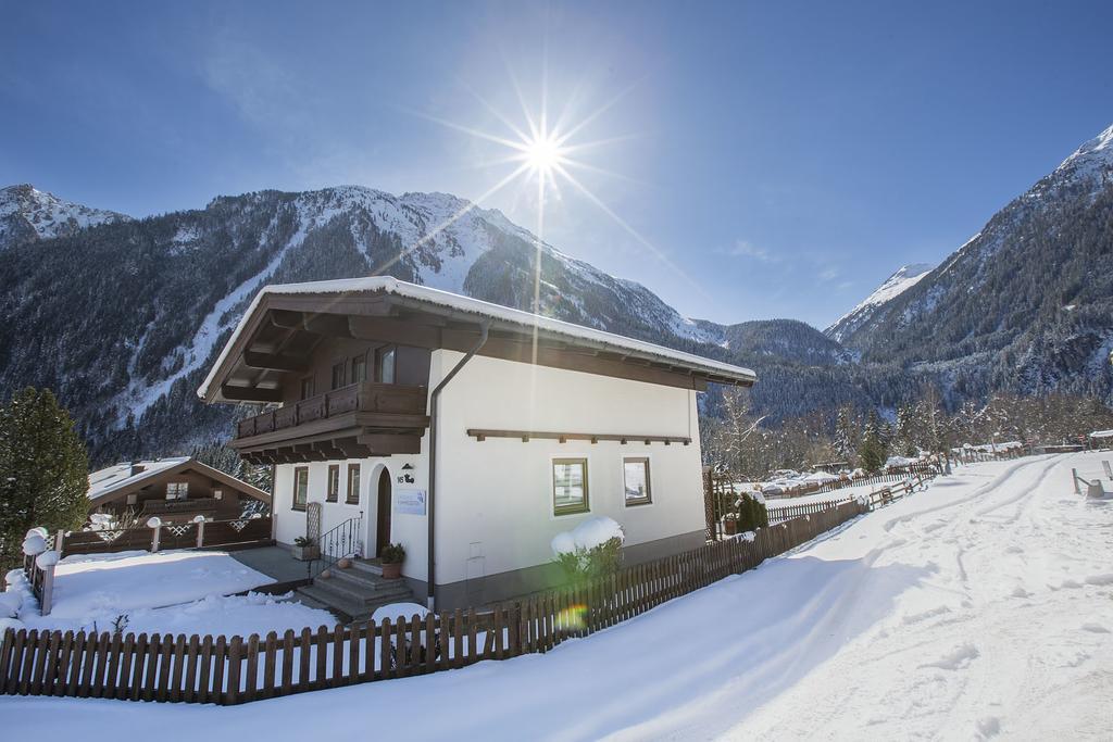 Landhaus Vier Jahreszeiten Krimml Luaran gambar